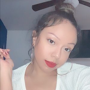 Meet your Posher, Erika